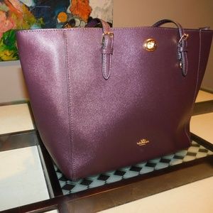 Coach Turnlock Tote in Oxblood